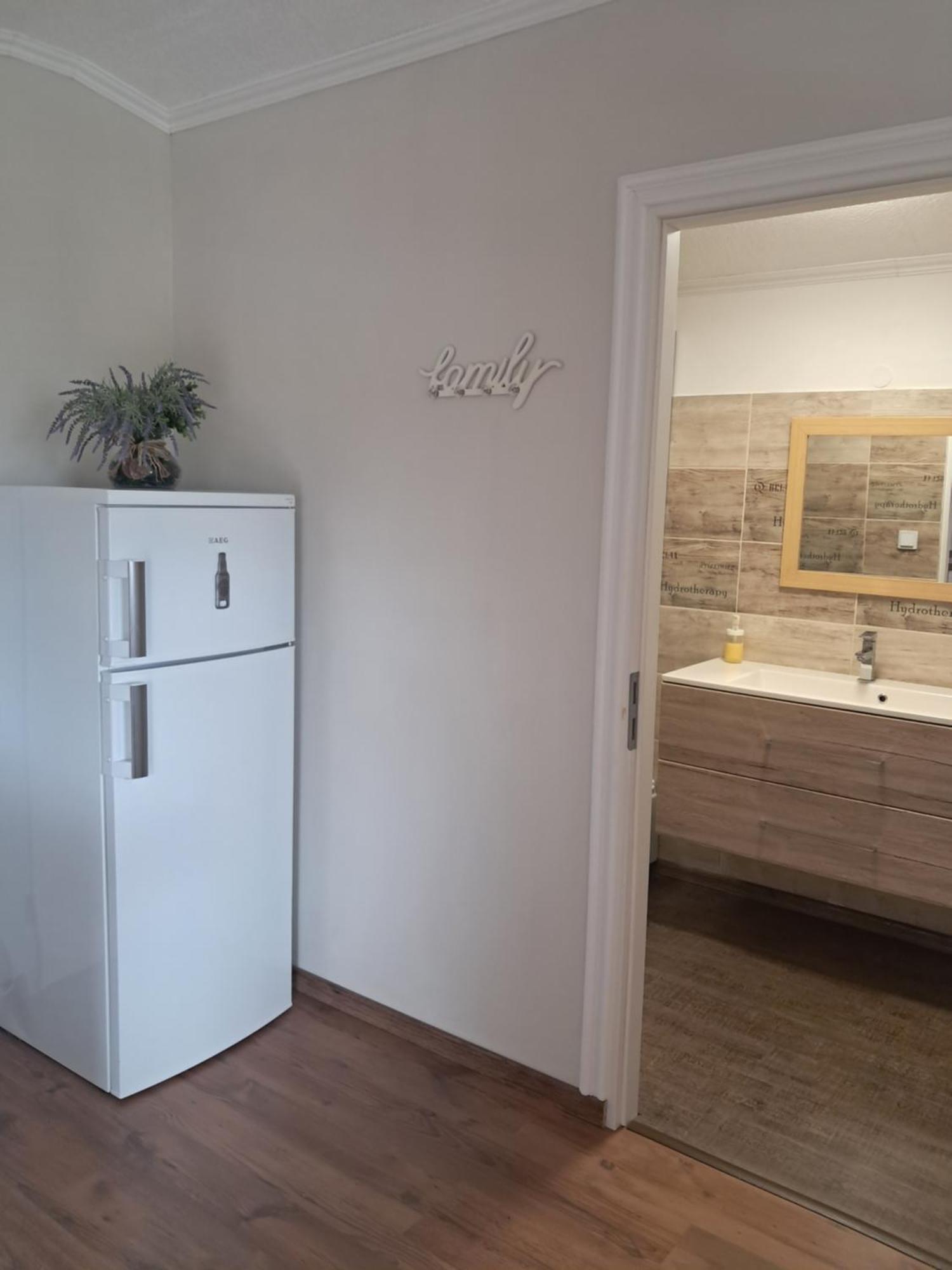 Takler Home Alsóörs Buitenkant foto